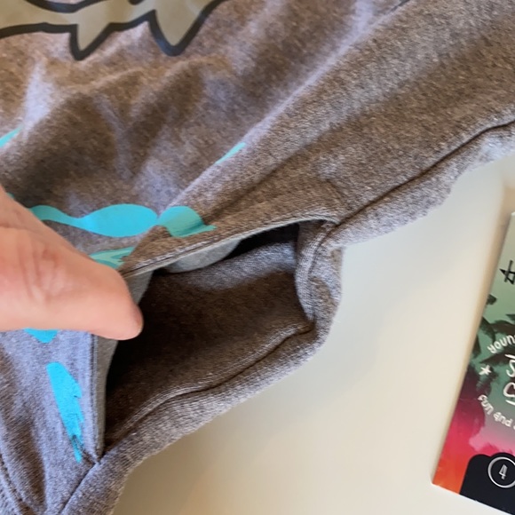 SHARK sweatshirt.  BRAND NEW. - Picture 8 of 9